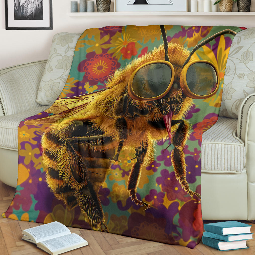 Honeybee animal Blanket, Trippy Psychedelics Honeybee animal Fleece Blanket, Honeybee animal Throw Blanket, Honeybee animal Gifts