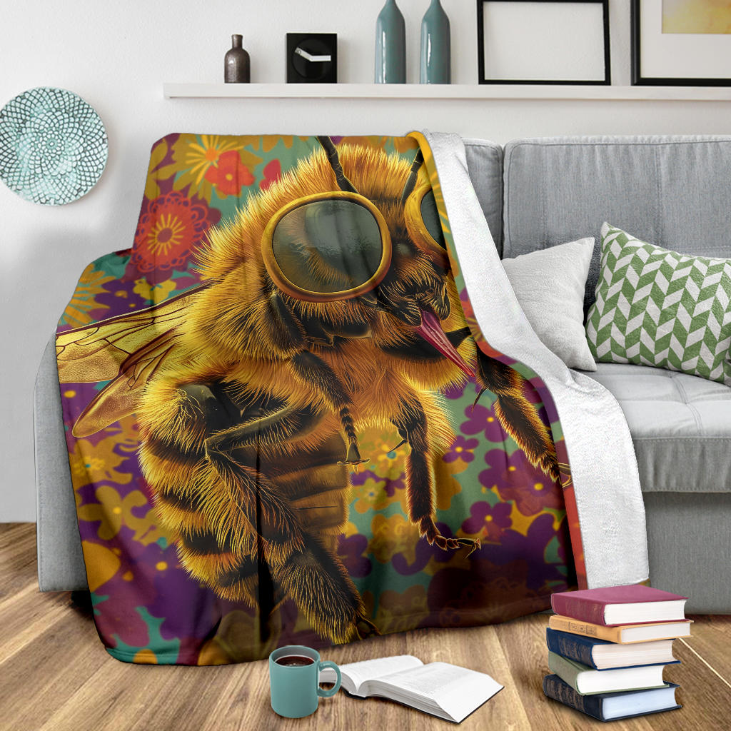 Honeybee animal Blanket, Trippy Psychedelics Honeybee animal Fleece Blanket, Honeybee animal Throw Blanket, Honeybee animal Gifts