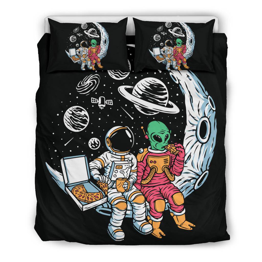 Astronaut Alien Moon Chilling Eating Pizza Bedding Set - Top Content | POD Collection | Free Shipping