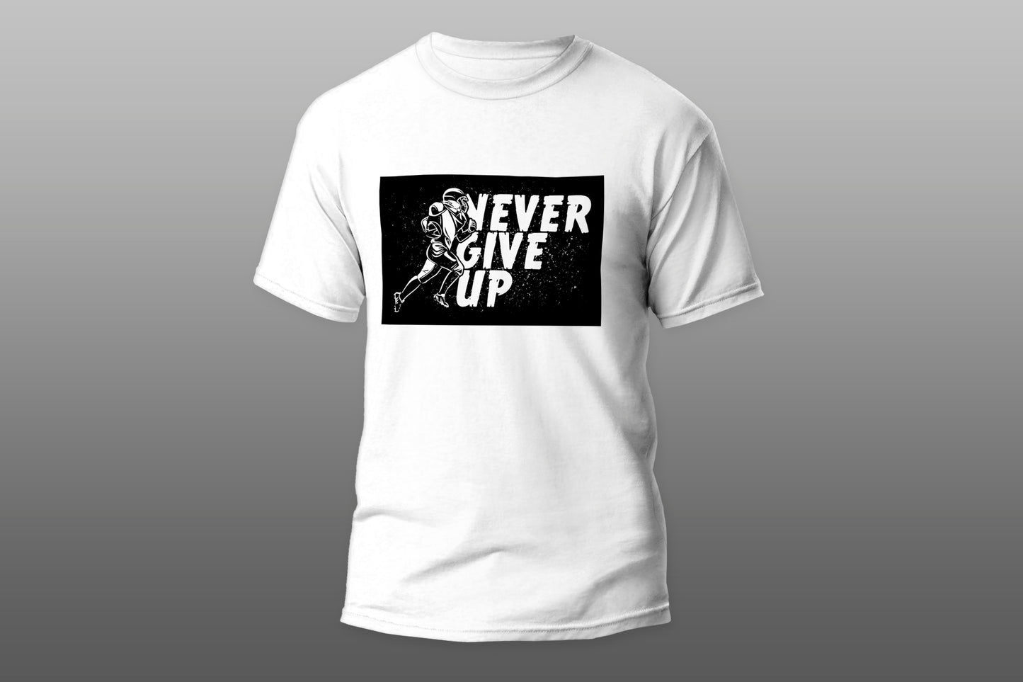 Never Give Up Football camiseta T-shirt - Top Content | POD Collection | Free Shipping