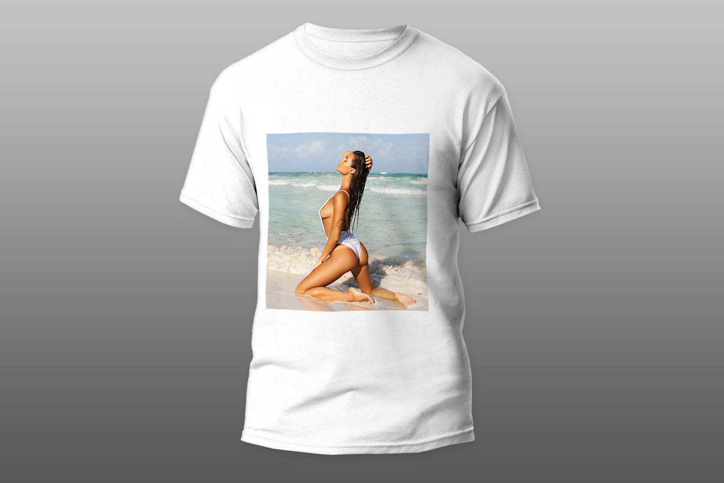 Sexy bikini woman beach camiseta T-shirt - Top Content | POD Collection | Free Shipping