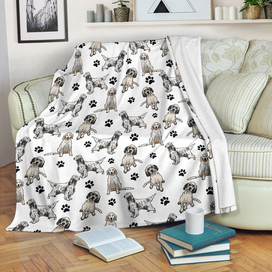 English Setter Paw Blanket