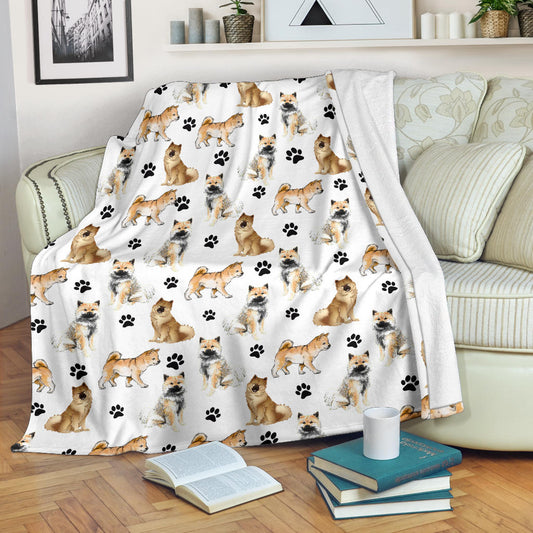 Eurasier Paw Blanket