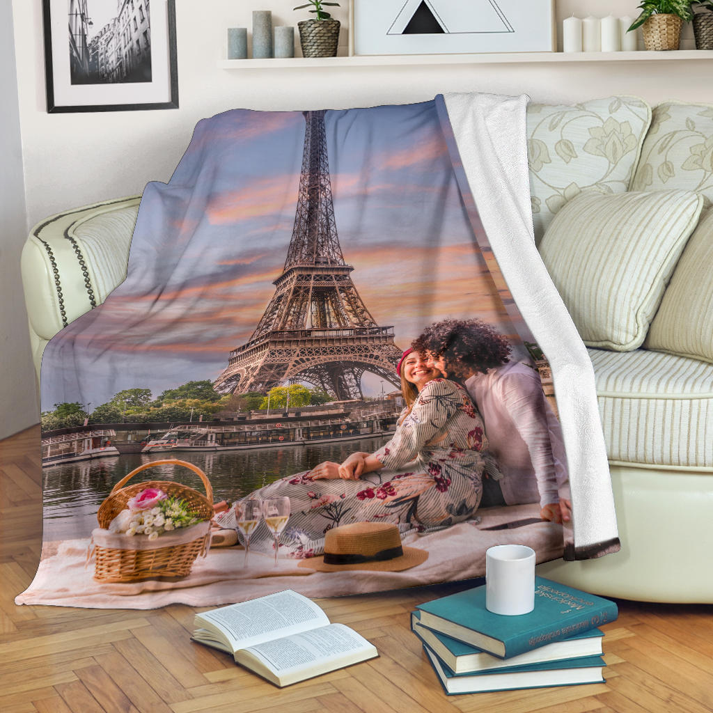 Happy Couple Eiffel Tower Blanket