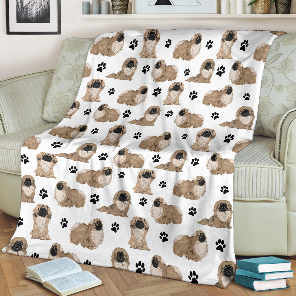 Pekingese Paw Blanket