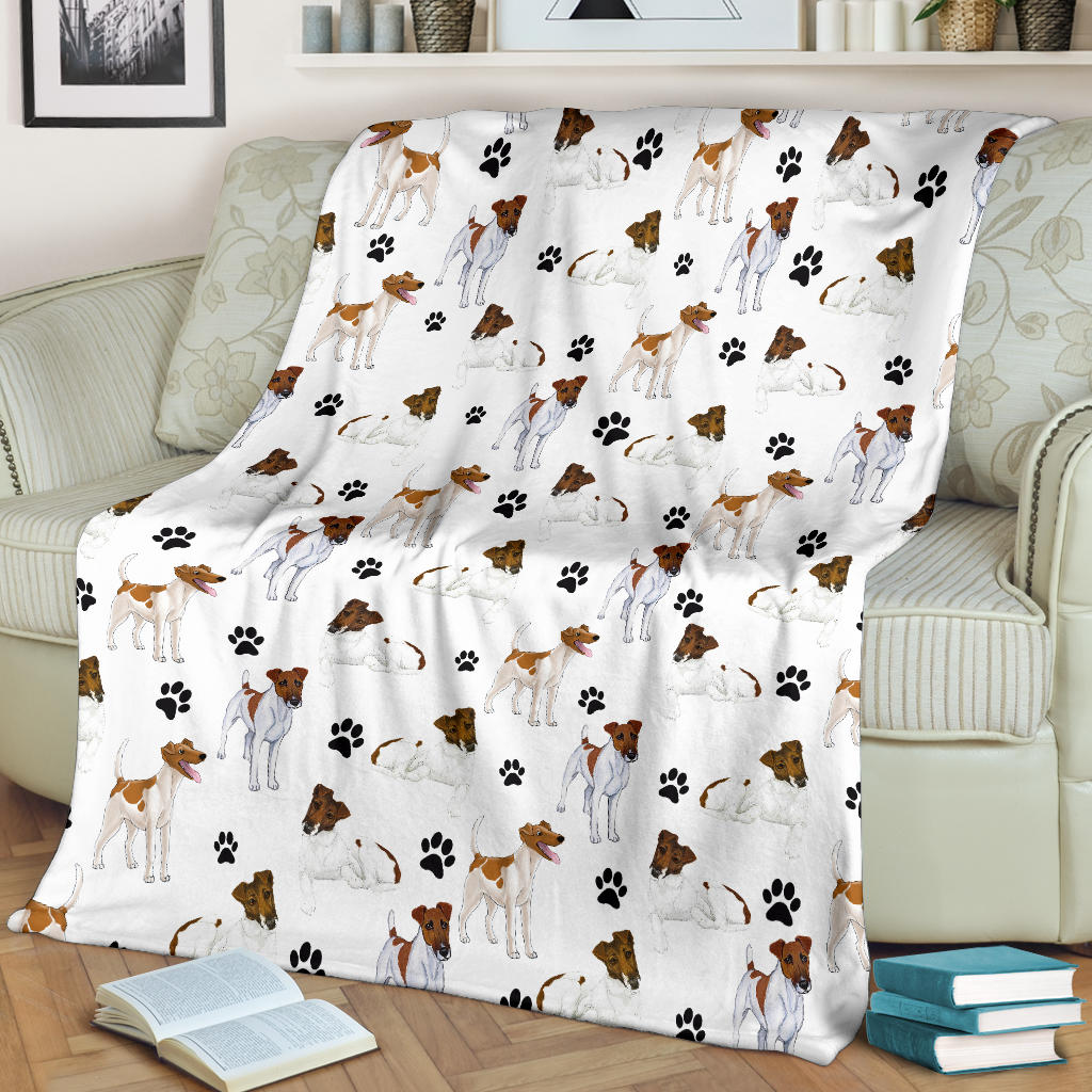 Smooth Fox Terrier Paw Blanket