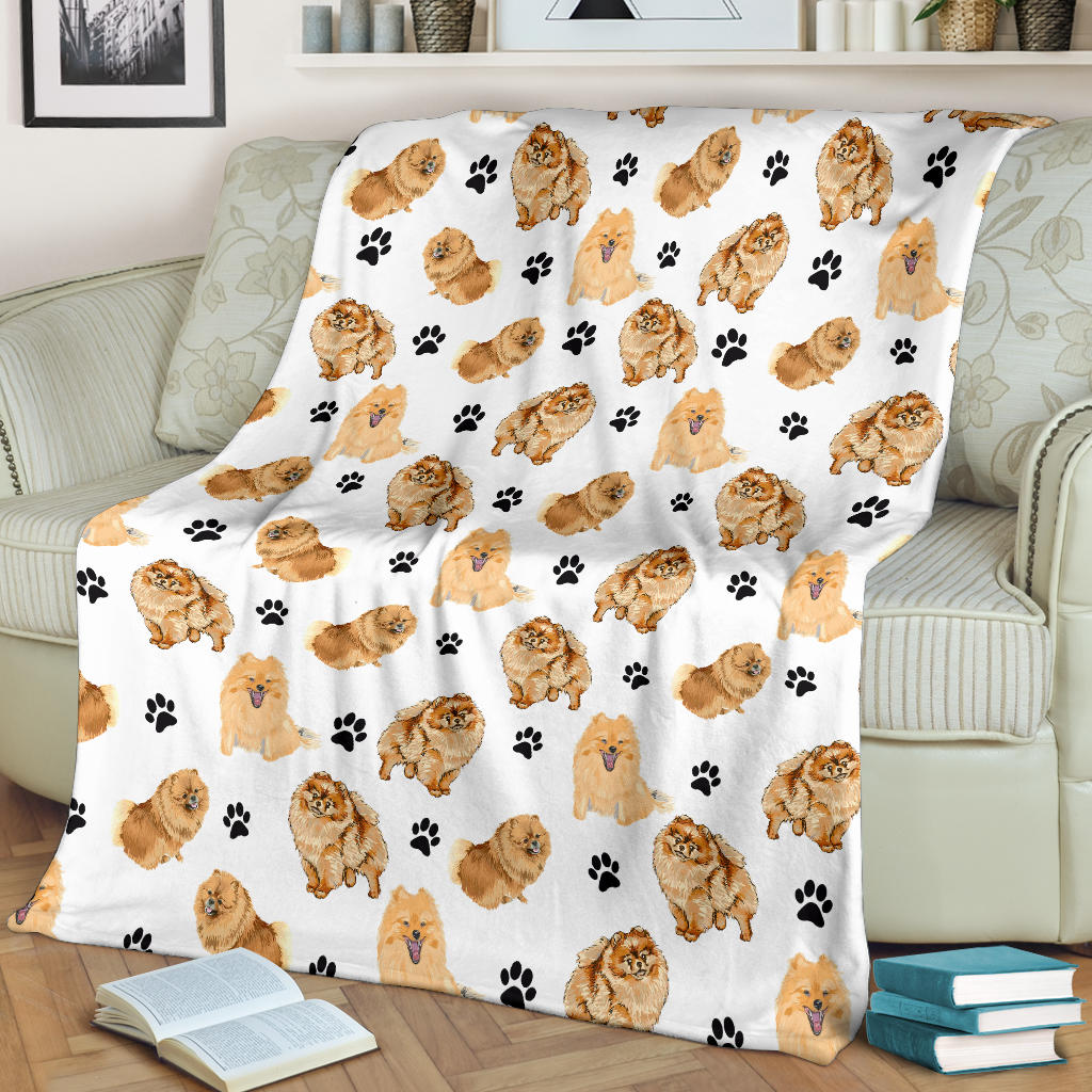 German Spitz Paw Blanket