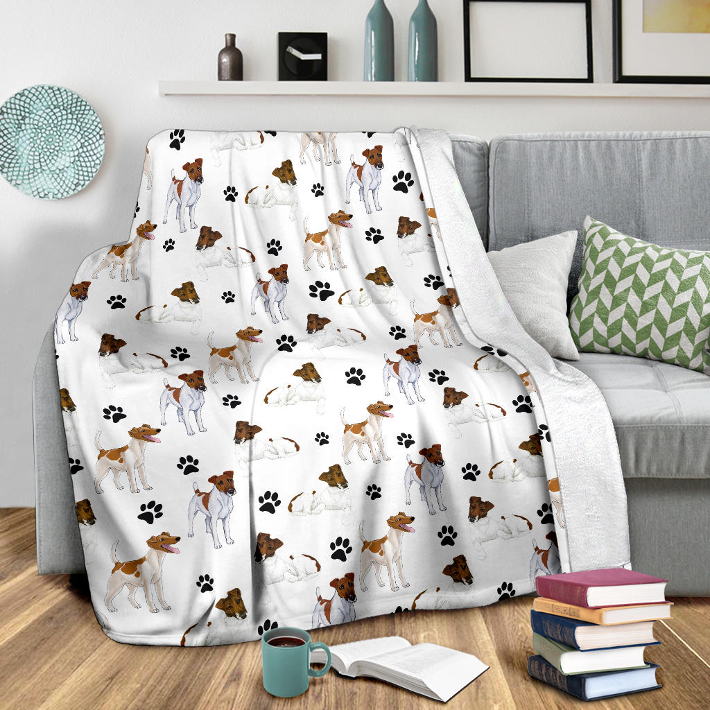 Smooth Fox Terrier Paw Blanket