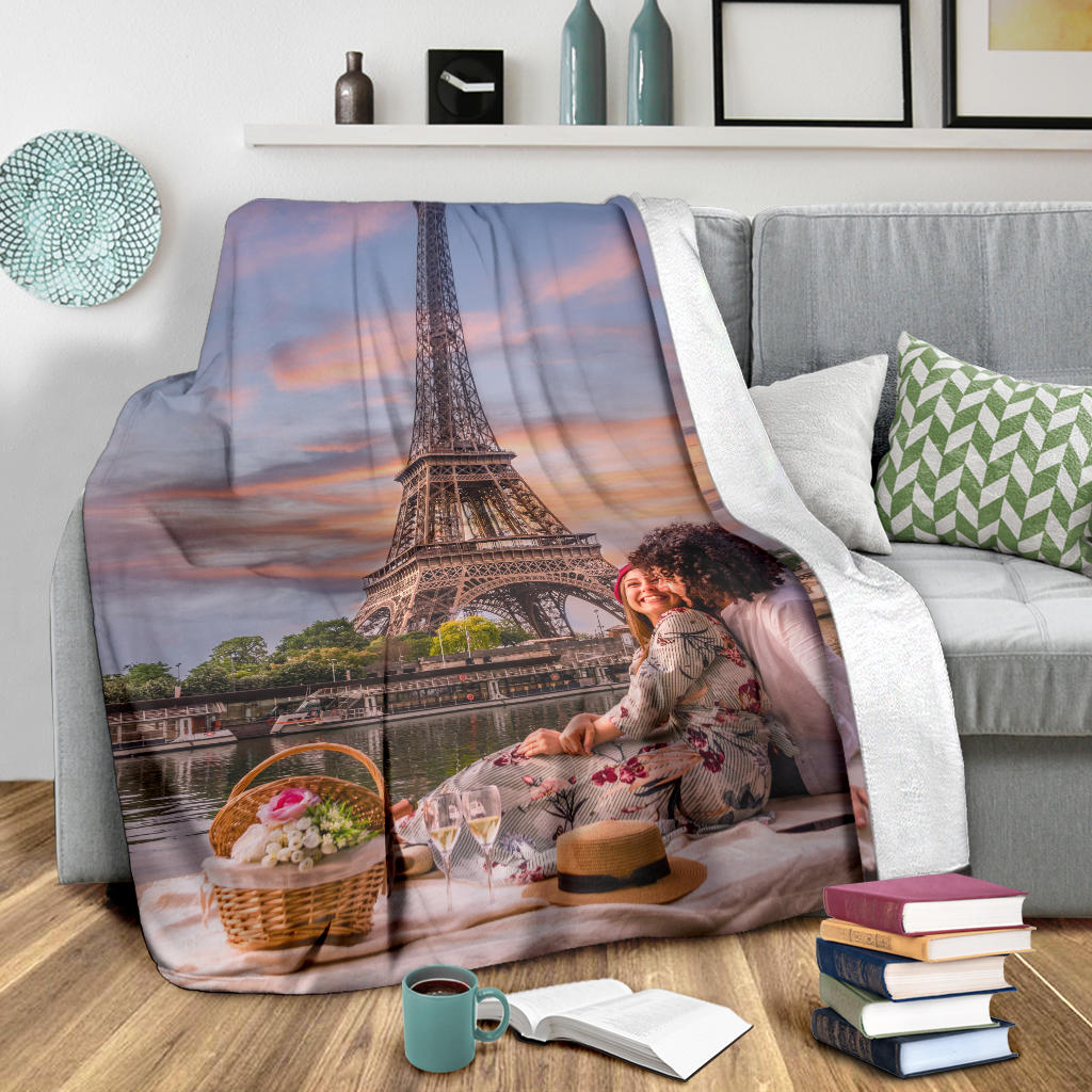 Happy Couple Eiffel Tower Blanket