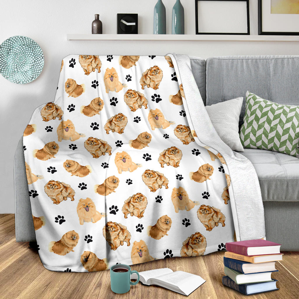 German Spitz Paw Blanket