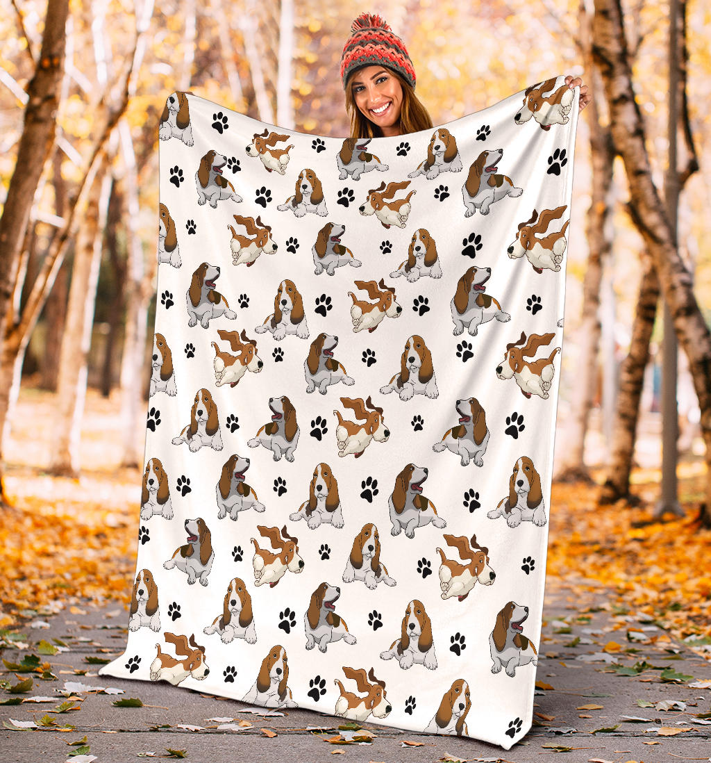 Basset Hound Paw Blanket