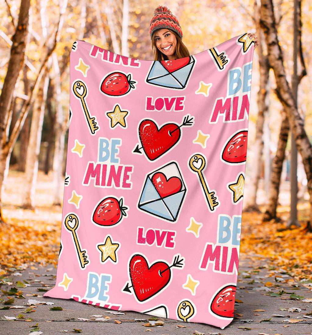 Valentine's Day Seamless Pattern, Be My Love Premium Blanket - Top Content | POD Collection | Free Shipping