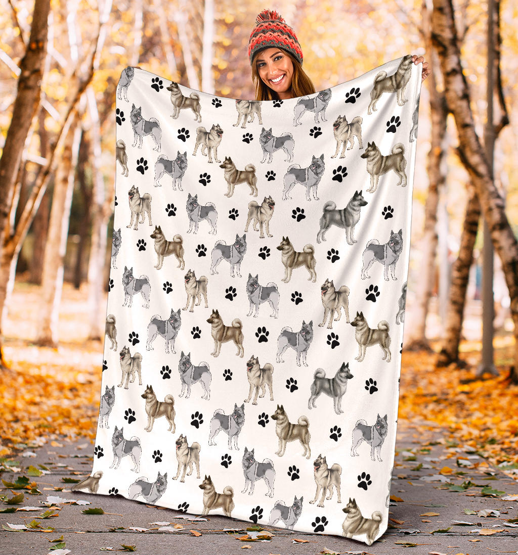 Norwegian Elkhound Paw Blanket