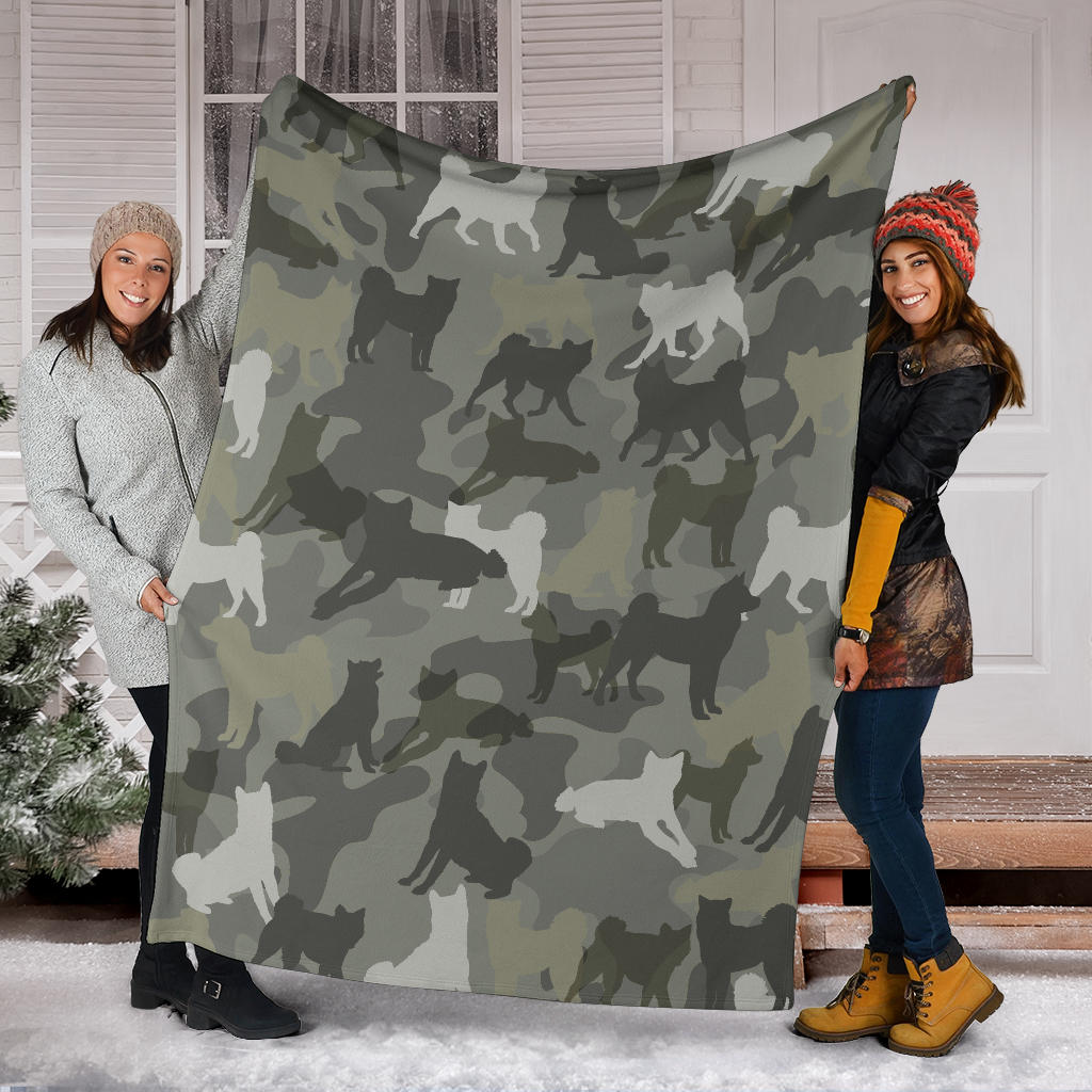 Akita Camo Blanket