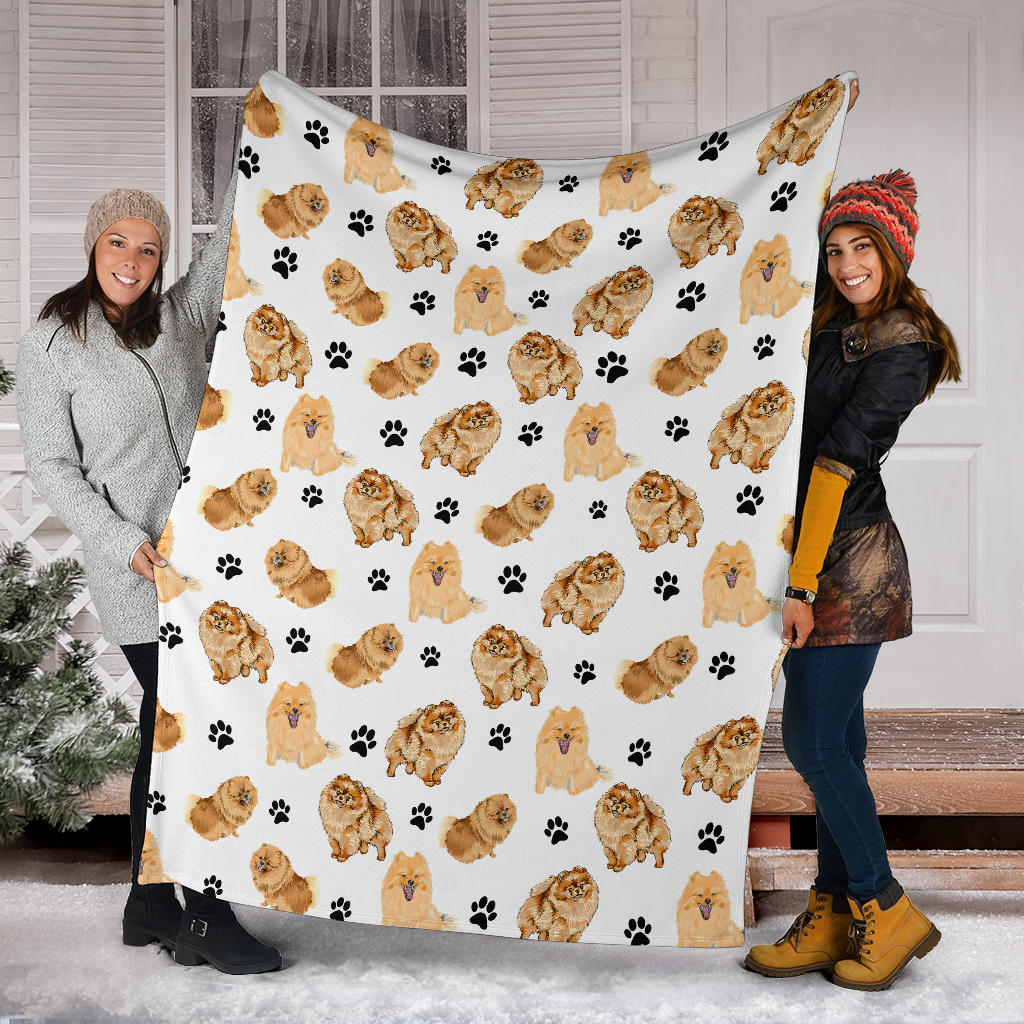 German Spitz Paw Blanket